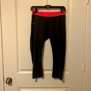 Under armor capri grey and pink leggings